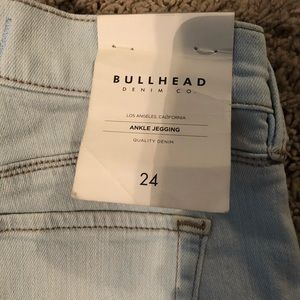 Bullhead jegging skinny ripped jeans